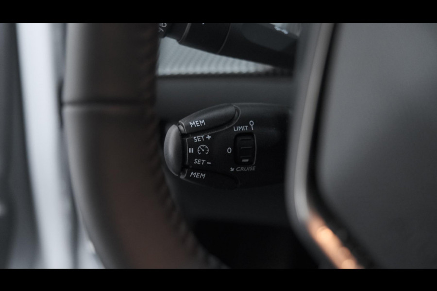 Peugeot 208 PureTech 100 Allure Pack | Camera | Apple Carplay | Stoelverwarming | Parkeersensoren