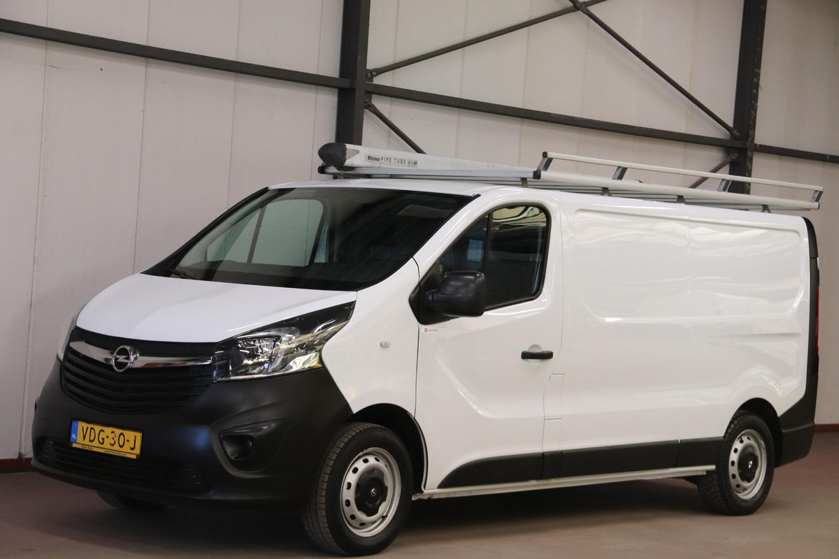 Opel Vivaro 1.6 CDTI L2H1 MET IMPERIAAL EN TREKHAAK