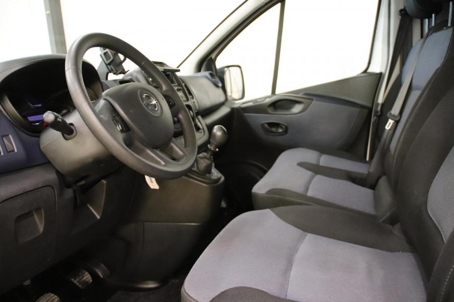 Opel Vivaro 1.6 CDTI L2H1 MET IMPERIAAL EN TREKHAAK