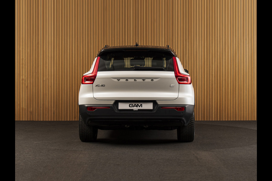 Volvo XC40 Recharge Twin Pro PANO-H/K-19"