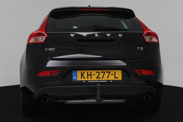 Volvo V40 2.0 T3 Momentum (CAMERA, TREKHAAK, NAVIGATIE, STOELVERWARMING, PDC, CRUISE CONTROL, NL-AUTO, GOED ONDERHOUDEN)