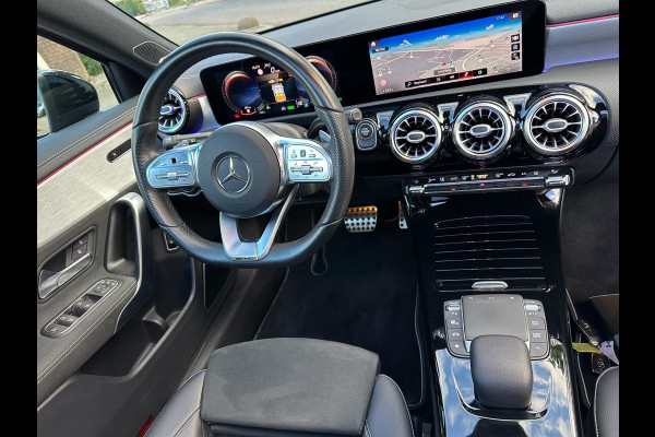 Mercedes-Benz A-Klasse 250 e EQ HYBRID AMG Limited SPORT PANO LEER AUT LUXE