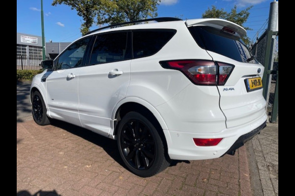 Ford Kuga 2.0 TDCi Awd Automaat ST-Line 137.000km Airco/ECC,Navigatie,Camera