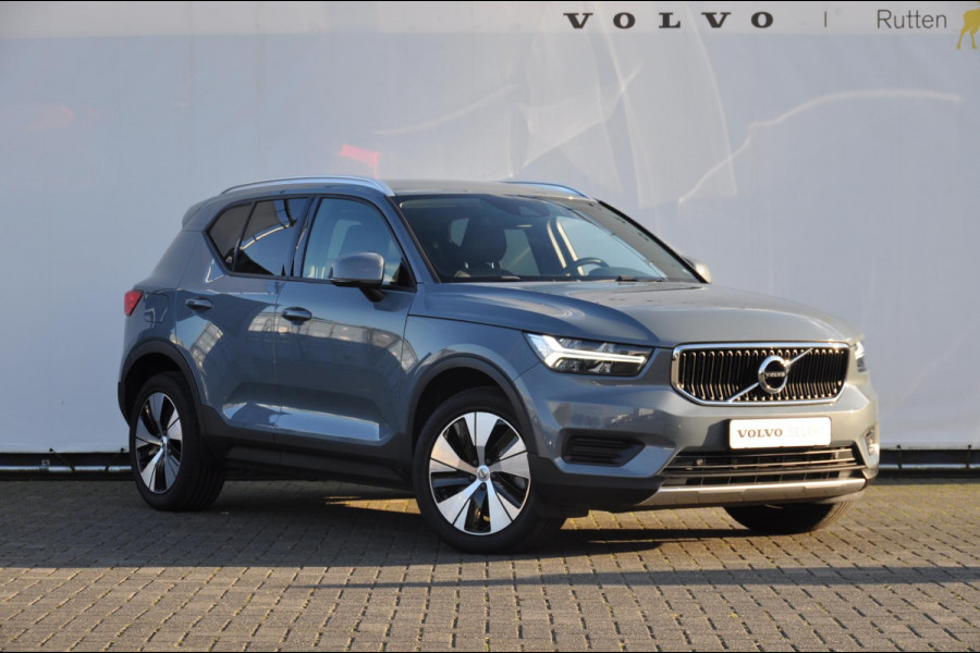 Volvo XC40 T5 262Pk Automaat Recharge Momentum / Adaptieve cruise control / Elektrische achterklep / BLIS / Stoelverwarming / Elektrische stoelen met geheugen / Trekhaak