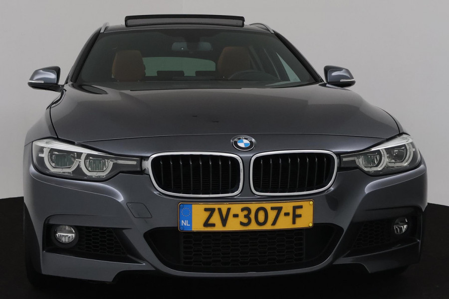 BMW 3 Serie Touring 318i M Sport Corporate Lease Automaat (PANORAMADAK, PDC, STOELV, CRUISE, CLIMATE, NL-AUTO, GOED ONDERHOUD)