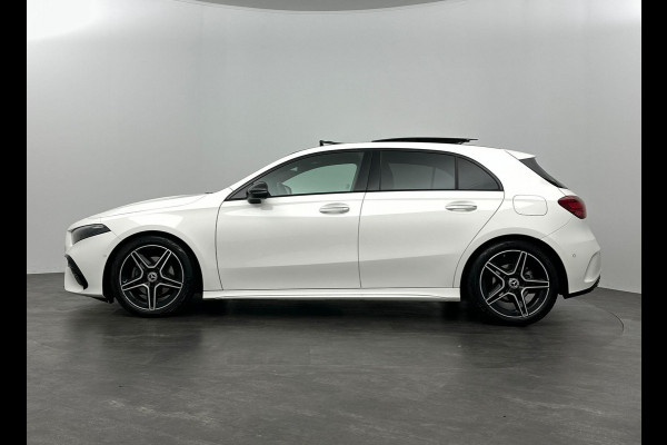 Mercedes-Benz A-Klasse 180 AMG Pano Sfeer Keyless Camera BTW