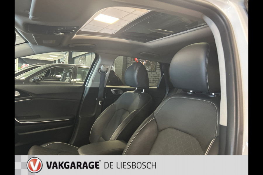 Kia Ceed Sportswagon 1.6 GDI PHEV ExecutiveLine / leder / panorama-dak / camera / stoel en stuur verwarming