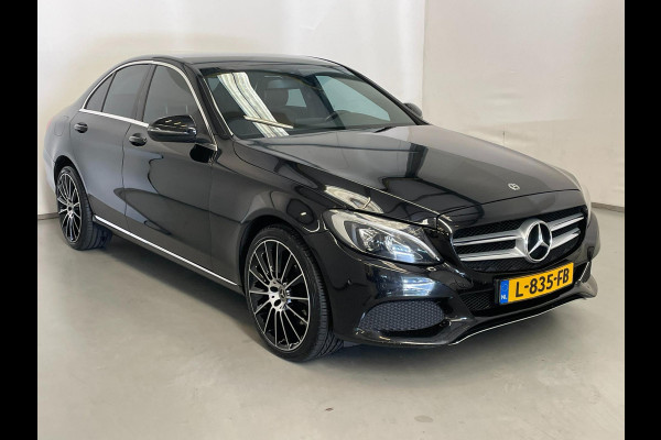 Mercedes-Benz C-Klasse 250 CDI 4Matic / AMG / Burmester / Designo