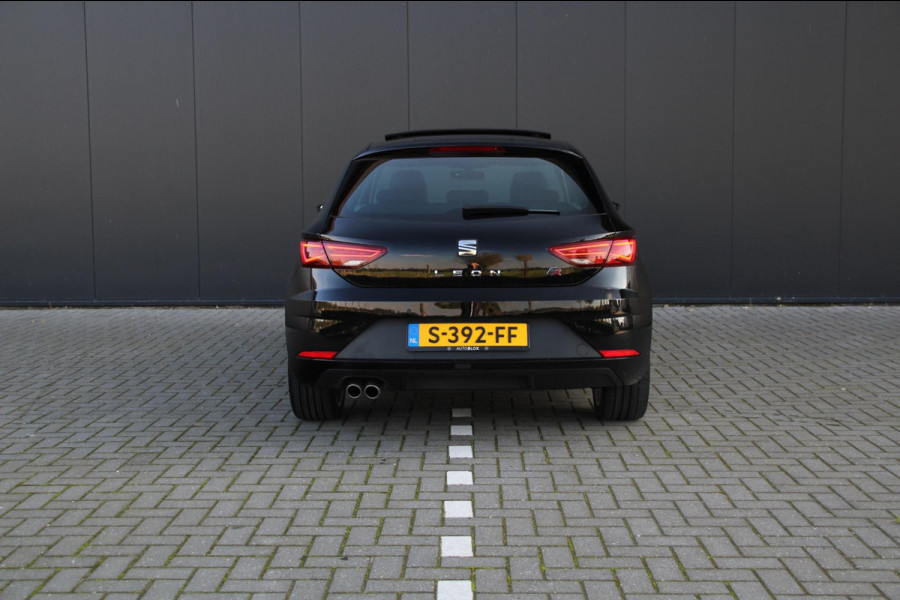 Seat Leon 1.5 TSI FR Ultimate Edition | Pano | ACC | Led | DSG