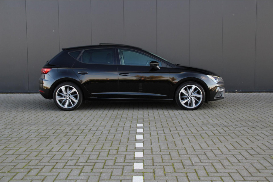 Seat Leon 1.5 TSI FR Ultimate Edition | Pano | ACC | Led | DSG