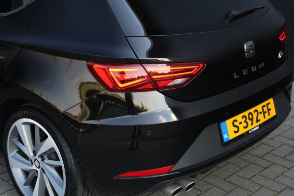 Seat Leon 1.5 TSI FR Ultimate Edition | Pano | ACC | Led | DSG