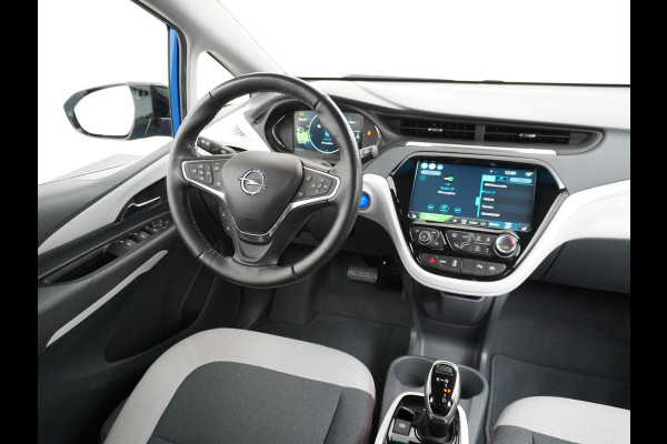 Opel Ampera-E €15.840 na Subsidie Business Executive 65 kWh Nieuwe Accu Carplay/Android Auto Ecc Stoelverwarming PDC DAB Bluetooth Connected services Cruise Control Keyless Led Regen-Licht Sensor €2.000,- Subsidie mogelijk