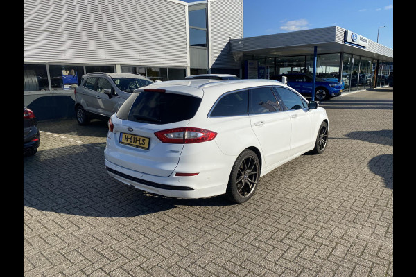 Ford Mondeo Wagon 1.5 Titanium Stoelverwarming | trekhaak | camera