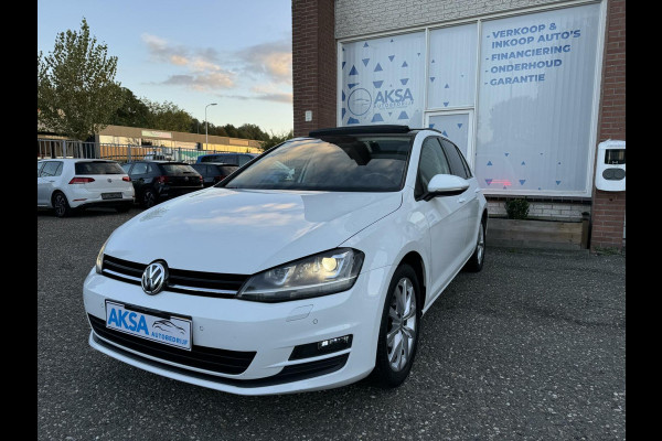 Volkswagen Golf 1.4 TSI Highline Pano/DynamicLight/Xenon/Massage/Leder/Cruise/Stlvw/Garantie