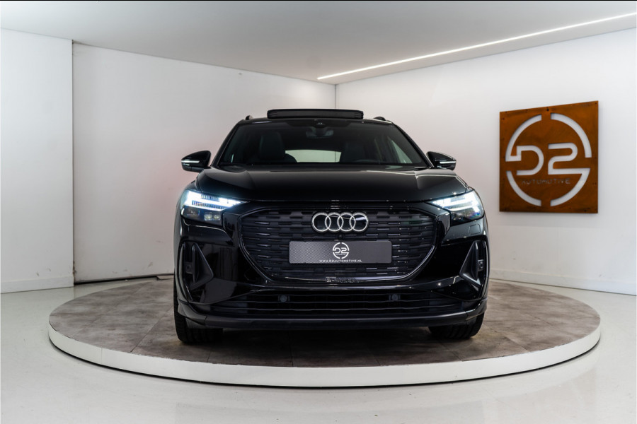 Audi Q4 e-tron 50 Quattro S-Edition 77 kWh | Pano | Sonos | Sfeer | Trekhaak | VOL! 12 MND Garantie