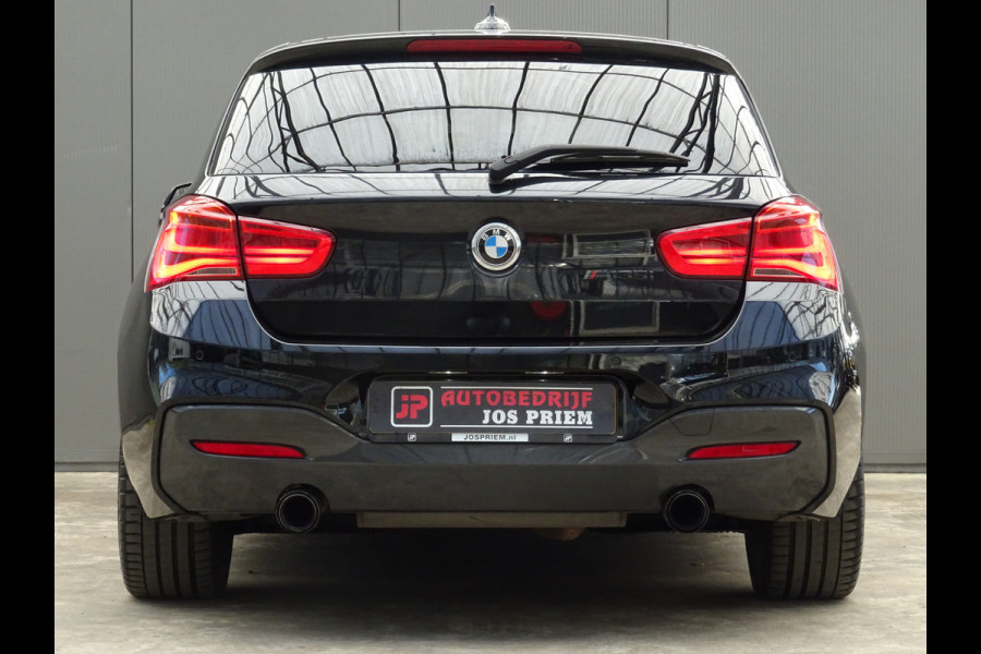 BMW 1-serie M135i xDrive * H/K * XENON * M-PAKKET !!