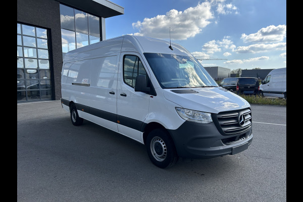 Mercedes-Benz Sprinter 317 CDI L3 H2 3500KG Trekhaak / 9G-TRONIC / MBUX / Camera / Parkeersensoren / Cruise control / Airco / 270 Graden achterdeuren