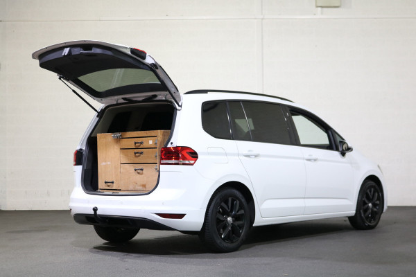 Volkswagen Touran 1.6 TDI Van Airco Navigatie