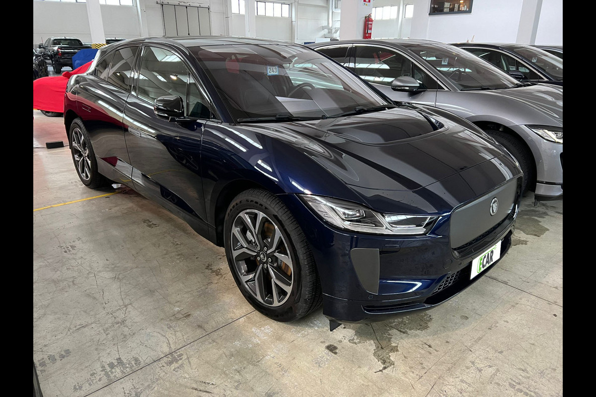 Jaguar I-PACE EV400 R-Dynamic SE 90 kWh | Prachtige blauwe I-pace! | Panoramadak | Luchtvering | Verwarmde voorstoelen | Wordt verwacht! |