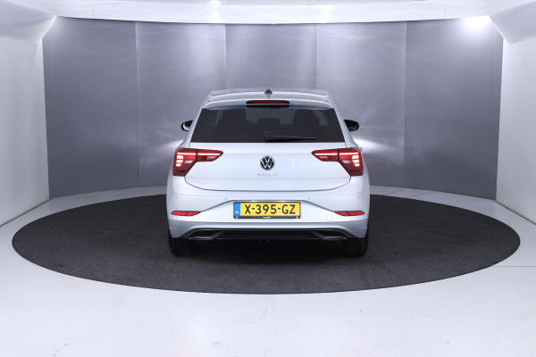 Volkswagen Polo 1.0 TSI Life 95 pk Automaat (DSG) | Verlengde garantie | Navigatie | Parkeersensoren | Achteruitrijcamera | Adaptieve cruise control | Stoelverwarming |