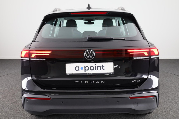 Volkswagen Tiguan 1.5 eTSI Life Edition 150 pk Automaat (DSG) | Navigatie | Elektr. trekhaak | Parkeersensoren (Park assist) | Achteruitrijcamera | Stoelverwarming |