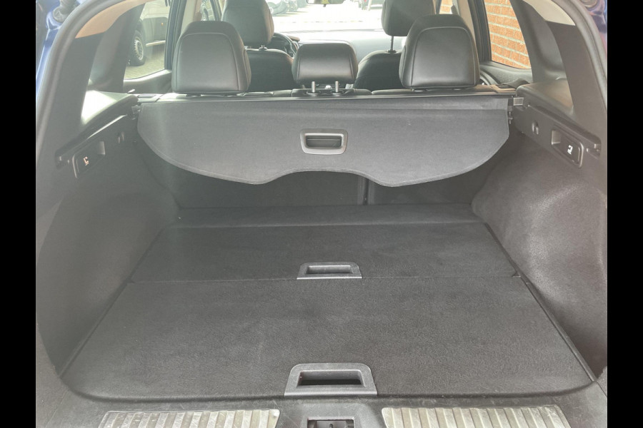 Renault Kadjar 1.2 TCe Bose Navigatie Led verlichting Leder interieur Camera 19 inch lichtmetalen velgen