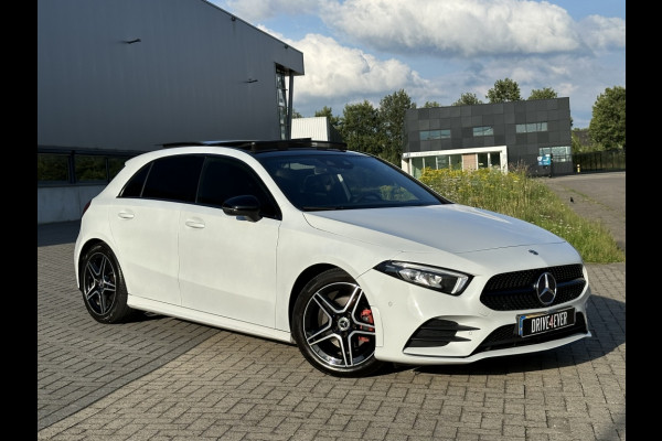 Mercedes-Benz A-Klasse 180 B.Sol AMG Ni Upg FULL PANO NAVI CAMERA SFEER WIDESCREEN