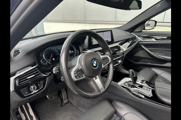 BMW 5 Serie M550i xD M PACK FULL PANO 360 CAMERA ECC PDC LED LEDER