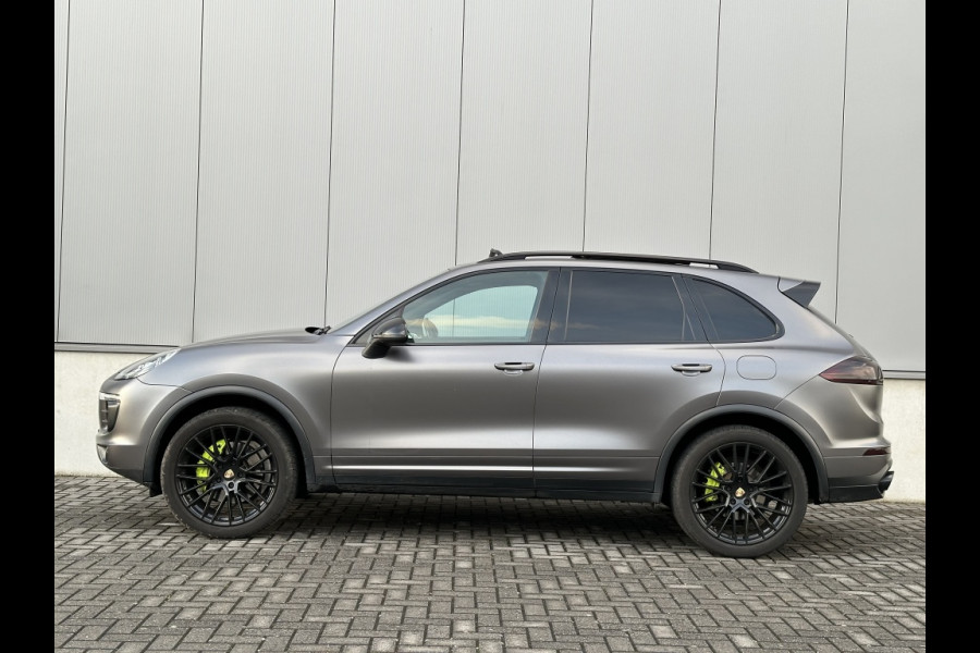 Porsche Cayenne 3.0 S E-Hybrid Pl Ed FULL MATT GREY PANO NAVI CR CONTROL