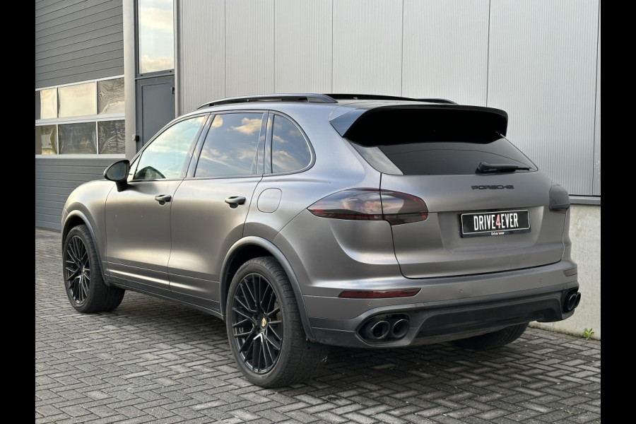 Porsche Cayenne 3.0 S E-Hybrid Pl Ed FULL MATT GREY PANO NAVI CR CONTROL