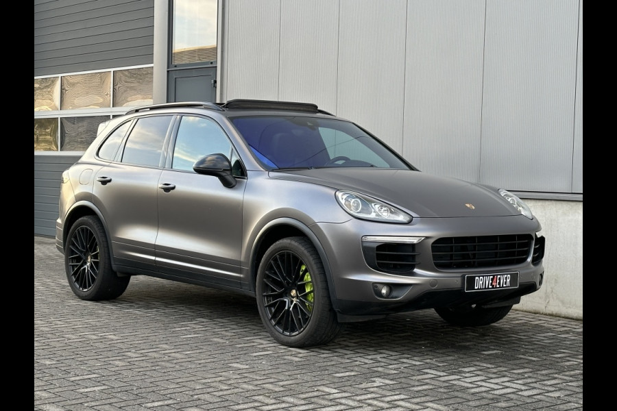 Porsche Cayenne 3.0 S E-Hybrid Pl Ed FULL MATT GREY PANO NAVI CR CONTROL