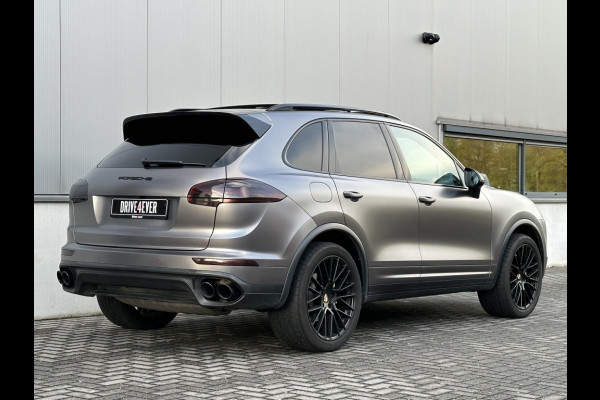 Porsche Cayenne 3.0 S E-Hybrid Pl Ed FULL MATT GREY PANO NAVI CR CONTROL