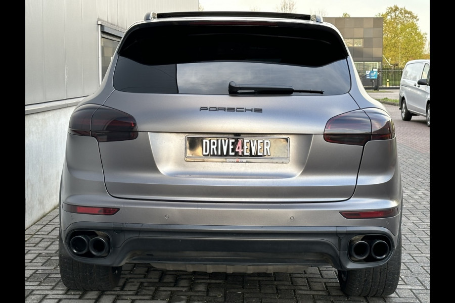 Porsche Cayenne 3.0 S E-Hybrid Pl Ed FULL MATT GREY PANO NAVI CR CONTROL