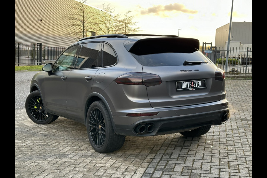 Porsche Cayenne 3.0 S E-Hybrid Pl Ed FULL MATT GREY PANO NAVI CR CONTROL