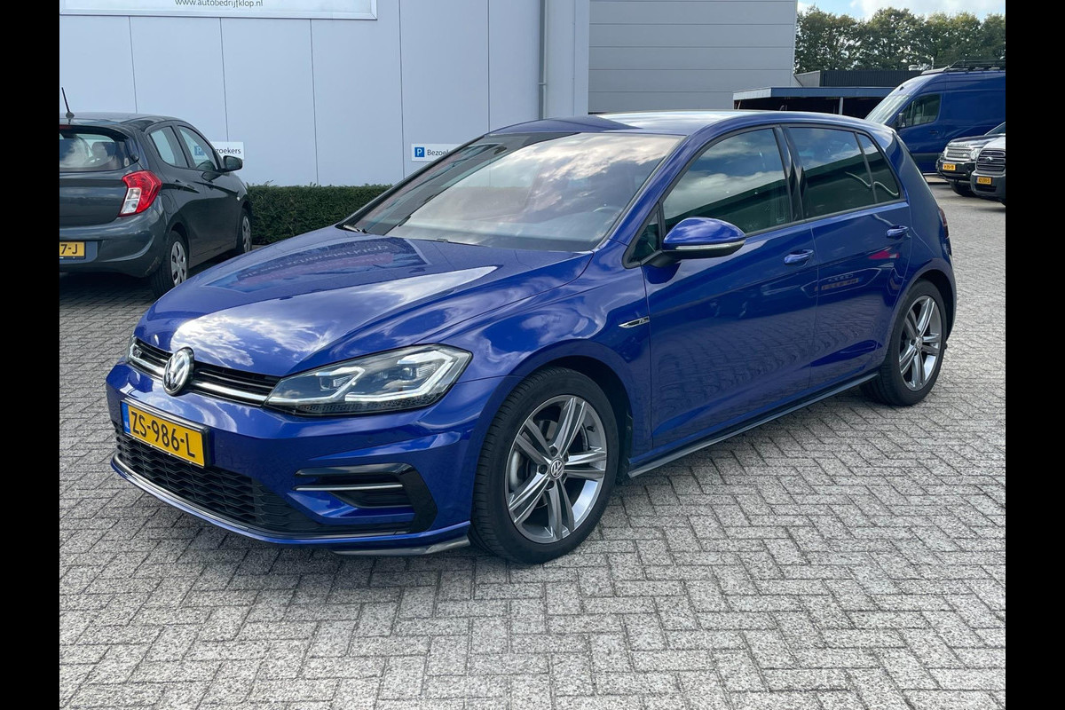 Volkswagen Golf 1.5 TSI R-line | Org. NL-auto | 2x R-line | camera | digitaal cockpit.