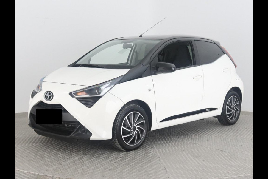 Toyota Aygo 1.0 X-PLAY BI-TONE AUTOMAAT