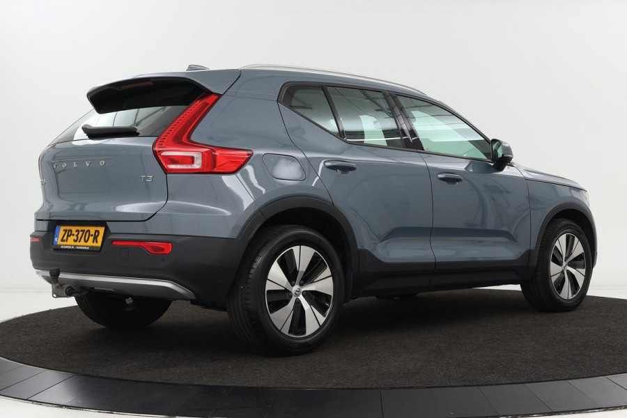 Volvo XC40 T3 Momentum Pro | Carplay | Trekhaak | Camera | PDC | Full LED | Navigatie | Climate control | Cruise control