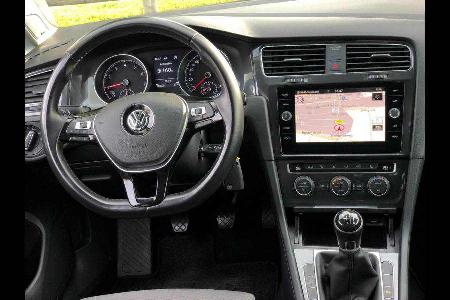 Volkswagen Golf 1.0 TSI Highline | Navi, Camera, Stoel+Stuurverw., ACC, Ergo Active, Dynaudio, Climate, Alcantara, All-season |