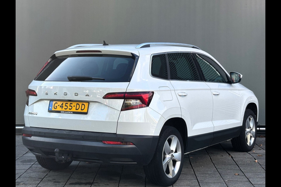 Škoda Karoq BWJ 2019 | 1.0 TSI 116PK Bus Ed | TREKHAAK | CAMERA | CLIMA | NAVI | CARPLAY | PRIVACY GLASS |