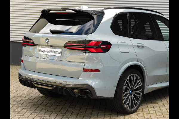 BMW X5 xDrive50e M-Sport Pro - Performance Parts - Pano - Trekhaak - Comfortzetels - Driving + Parking Ass Prof