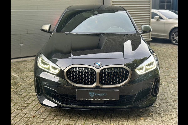 BMW 1-serie M135i xDriveCentennial High Executive l Kuipstoelen l Navi l ACC l Performance uitlaat l