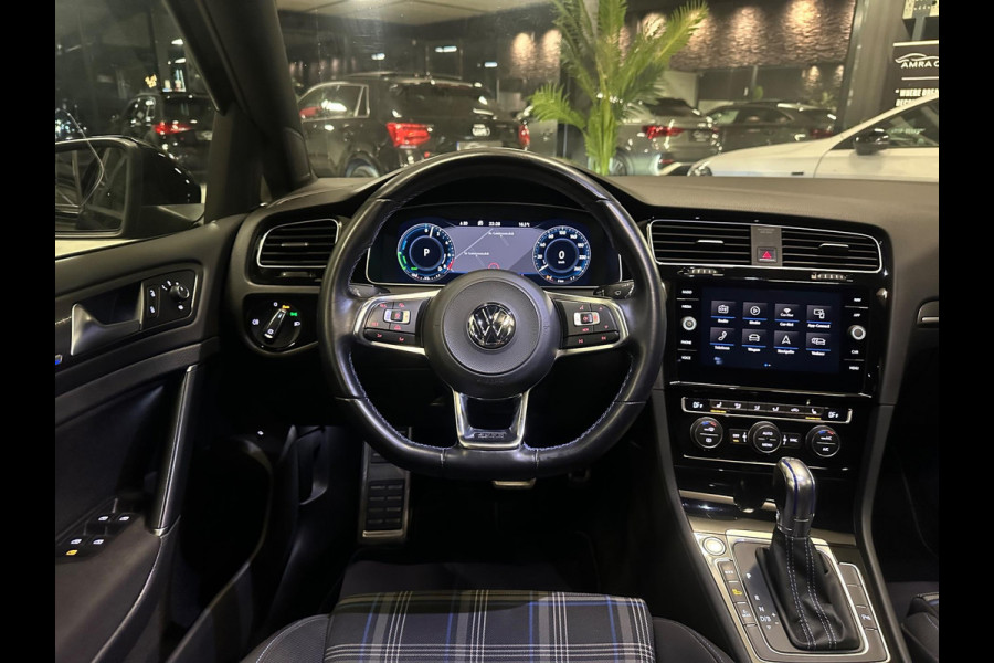 Volkswagen Golf 1.4 TSI PHEV GTE|PANO|KEYLESS GO|BOMVOL!