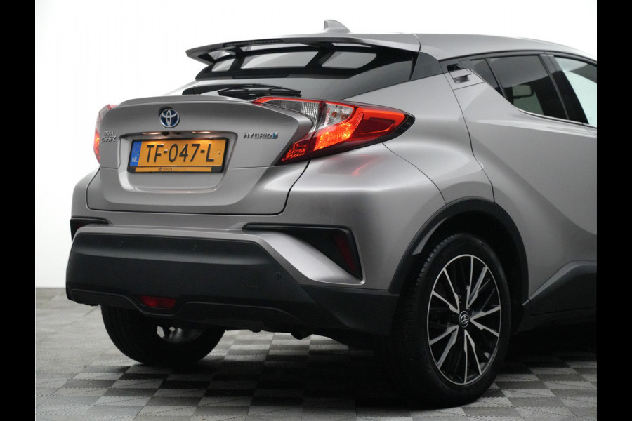 Toyota C-HR 1.8 Hybid 170pk Dynamic (sfeerverlichting,keyless,360,LED,navi,clima)