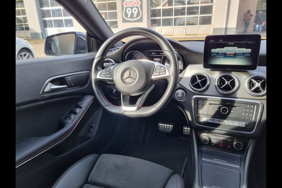 Mercedes-Benz CLA-Klasse 180 Business Solution AMG INCL BTW / CAMERA  / CRUISE /