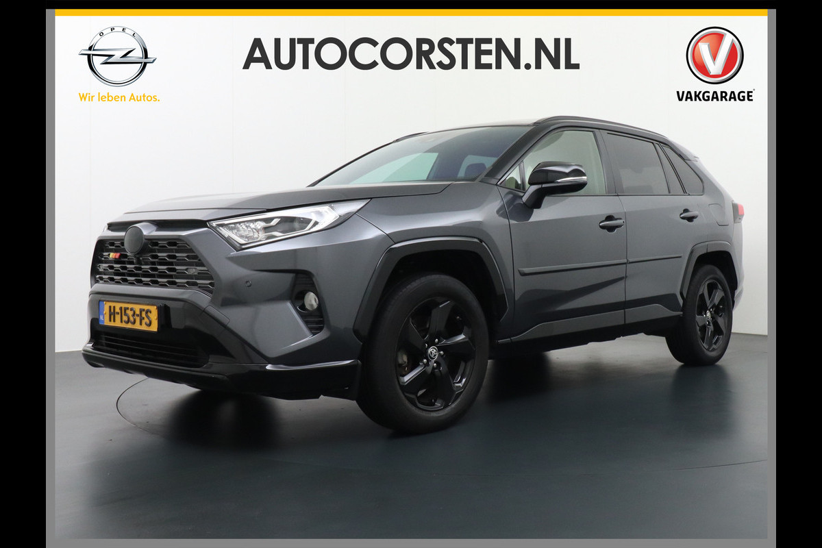 Toyota RAV4 2.5I 222PK AUT. Panorama-dak Hybrid AWD Navi Ecc Trekhaak Cruise Control Adaptief Keyless PDC JBL Soundsystem Stoelverwarming LMV 18" Achterklep-Elektr. Lane-Assist 1/2 Leer Bi-Tone Black Edition Orig. NLse auto 1650kg trekvermogen!