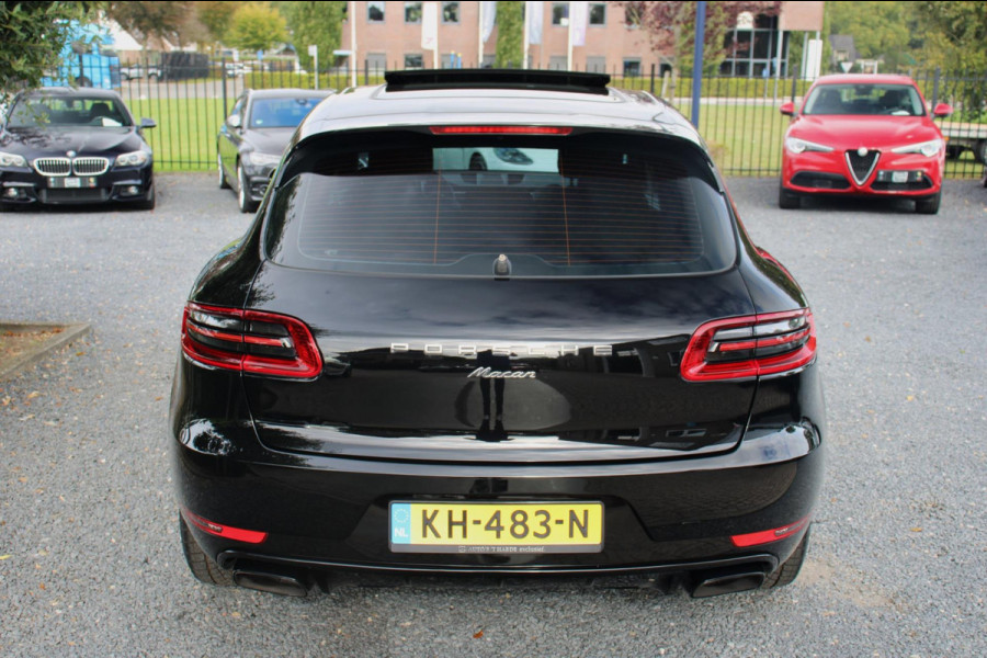 Porsche Macan 2.0 Turbo 252 PK Aut. NL Auto Trekhaak Pano 22''