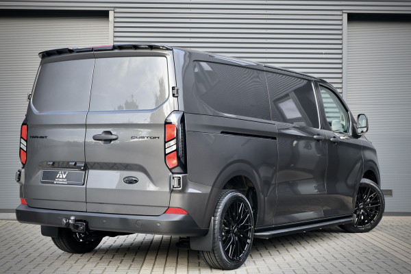 Ford Transit Custom 320 2.0 TDCI 170PK L2H1 AUT | ACC | Blind Spot | Camera | CarPlay | Lane Assist | L+R Schuifdeur | Navigatie | Raptor Edition | Trekhaak | 3-Zitter | Garantie tot 09-2029