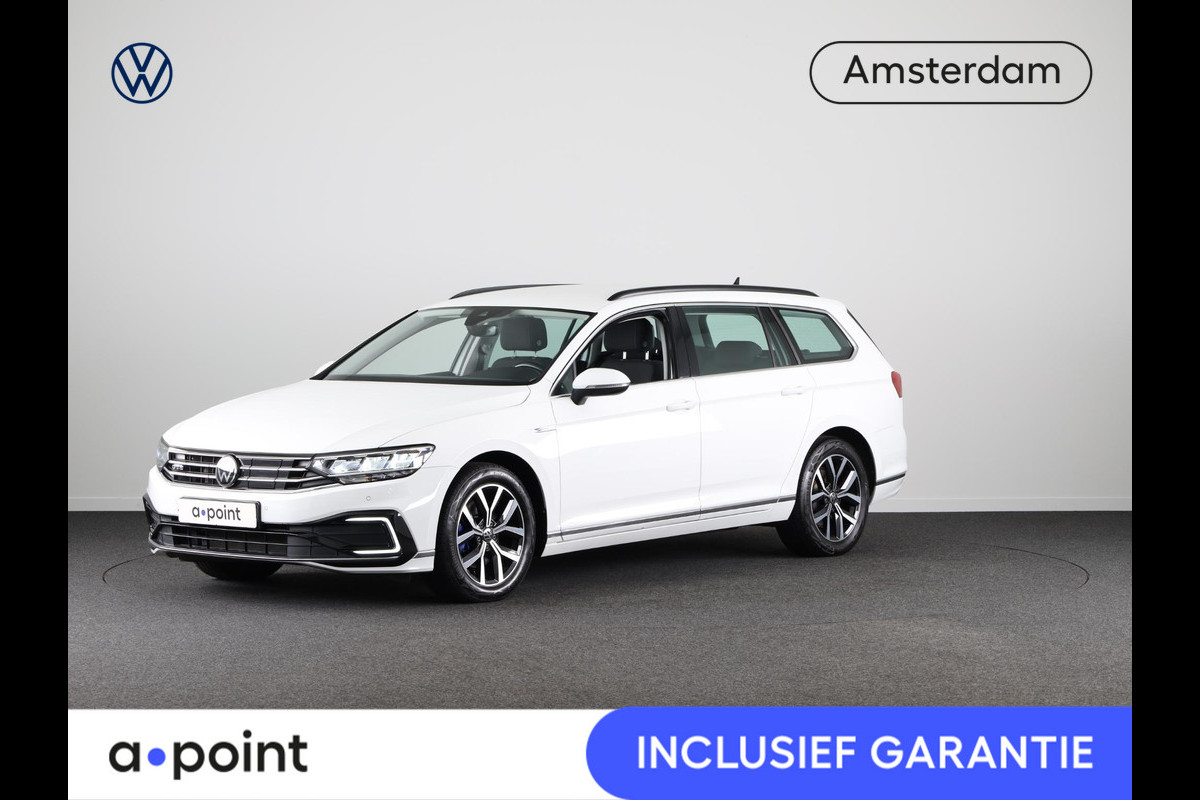 Volkswagen Passat Variant 1.4 TSI PHEV GTE Business 218 pk Automaat (DSG) | Lederen bekleding | Parkeersensoren | Achteruitrijcamera | Stoelverwarming | LED koplampen |