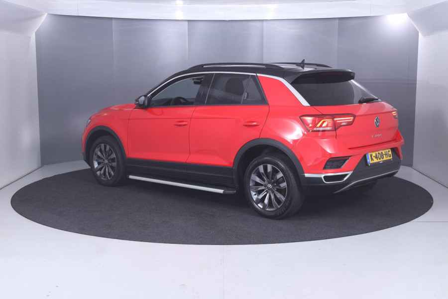 Volkswagen T-Roc 1.0 TSI Style 115pk 6bak| Navi| 17'LM-velgen| Camera| Alarm| extra getint glas