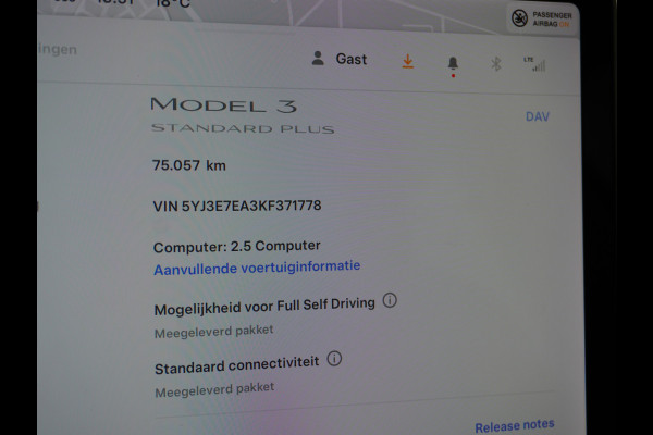 Tesla Model 3 SR+60kWh Trekhaak 325PK 19" 59.000 nieuw ! AutoPilot FSD.vb Premium-Luidsprekers Leer PanoDak Adaptive cruise 18" Camera's Elekt Ecc Navigatiesysteem full map LED-a+v Comfortstoel(en) ACC Dual-ECC DAB Voorverwarmen interieur via App Keyless via Telefoonsleutel One-Pedal-Drive Origin. NLse auto !